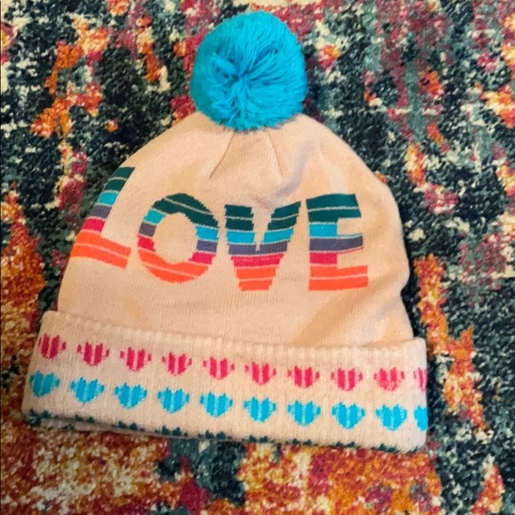 Chaser LOVE pink hearts Pom Pom winter hat - Picture 4 of 5